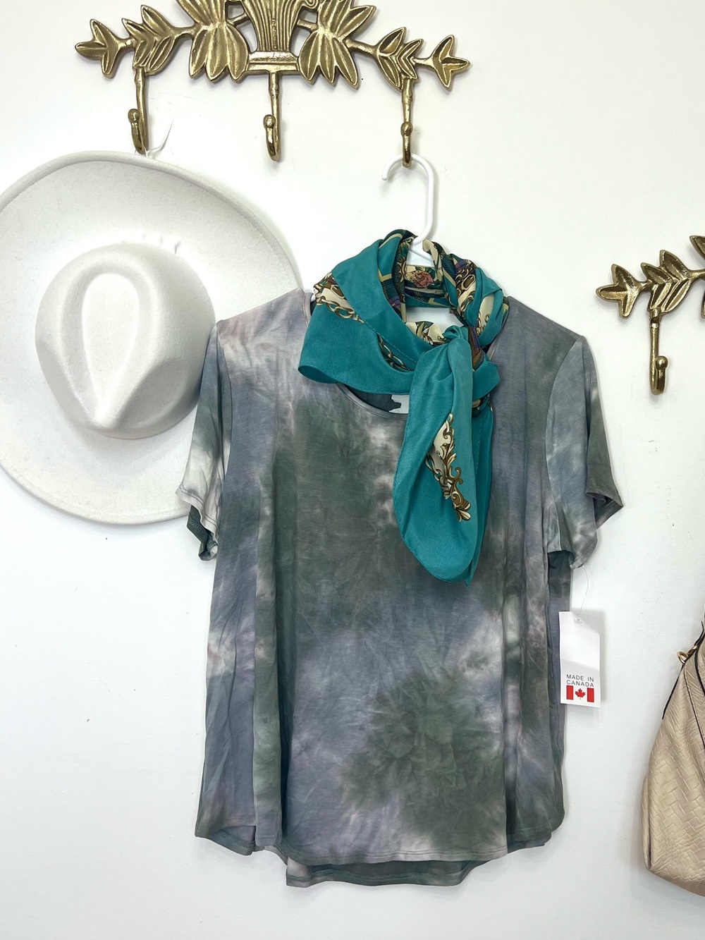 🆕Women’s Tie-Dye Short Sleeve Top - Olive Gray  XL ptp 23” l 26” stretch